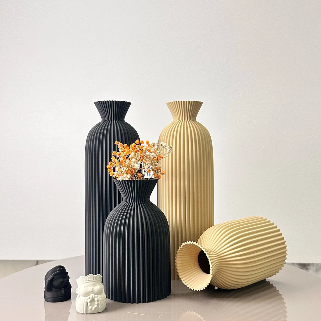 Wavy Pattern Decorative Vase Set