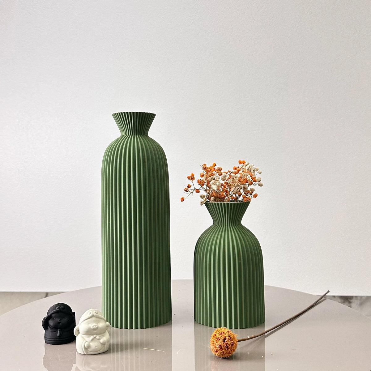 Wavy Pattern Decorative Vase Set