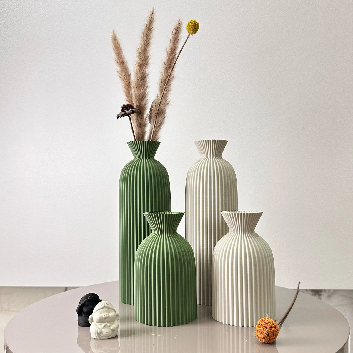 Wavy Pattern Decorative Vase Set