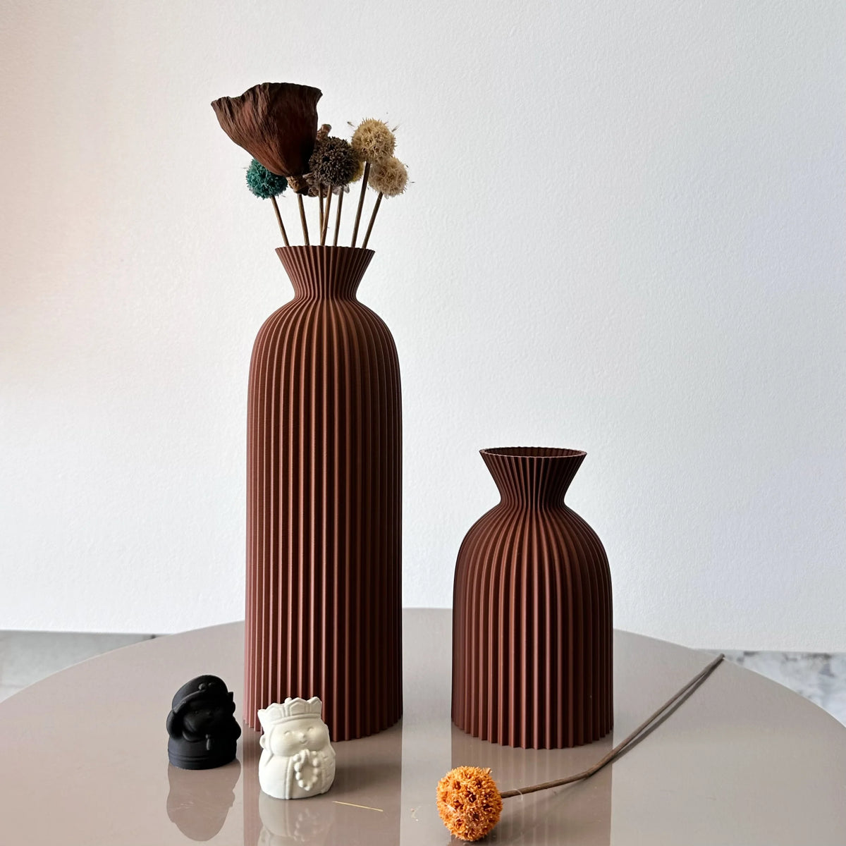 Wavy Pattern Decorative Vase Set